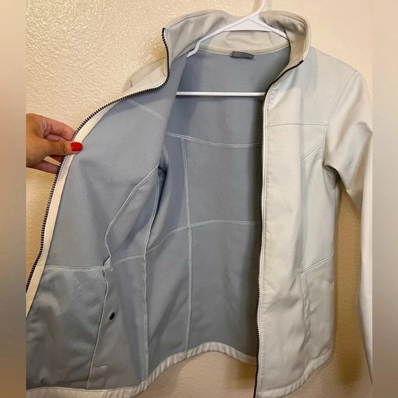 COLUMBIA Womens Omni Shield JACKET - Picture 4 of 6